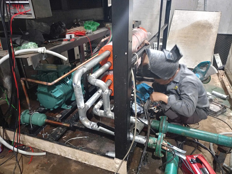 Bảo Trì Sửa Máy Lạnh Chiller Bình Dương – Giải Pháp Bền Vững Cho Hệ Thống Làm Lạnh Công Nghiệp Bao-Tri-Sua-May-Lanh-Chiller-Binh-Duong-1
