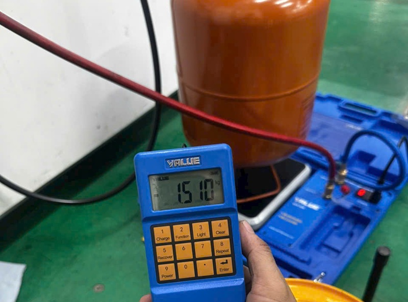 Bảo Trì Sửa Máy Lạnh Chiller Bình Dương – Giải Pháp Bền Vững Cho Hệ Thống Làm Lạnh Công Nghiệp Bao-Tri-Sua-May-Lanh-Chiller-Binh-Duong-4