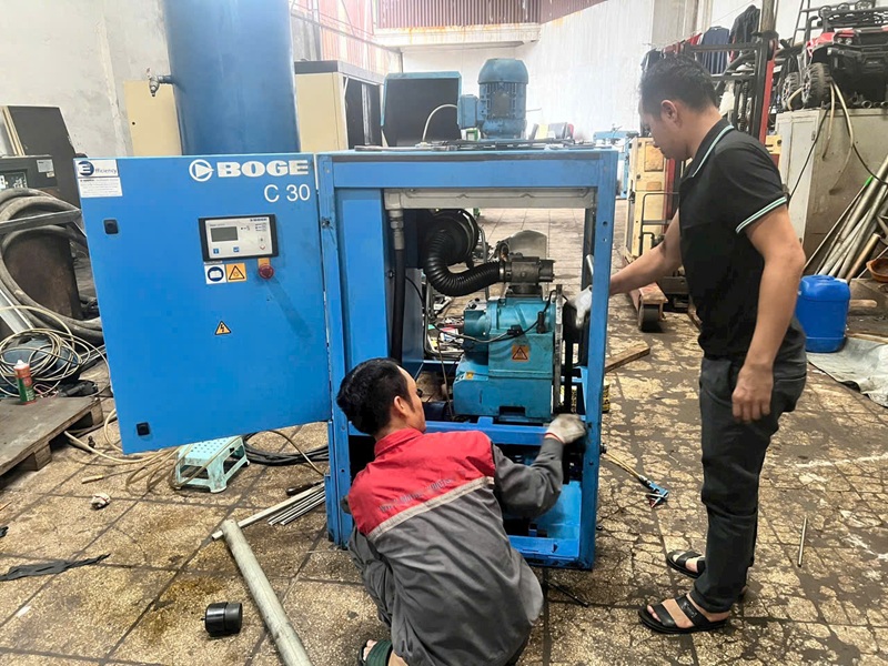 Dịch vụ bảo trì sửa máy nén khí Bình Chánh Hồ Chí Minh – Giải pháp vận hành hiệu quả và bền vững cho doanh nghiệp Lap-Dat-Bao-Tri-Sua-May-Nen-Khi-Binh-Chanh-Ho-Chi-Minh-2