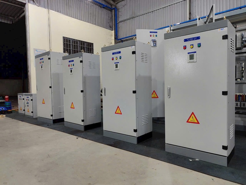 Thiết Kế Lắp Tủ Công Nghiệp Tân Uyên: Giải Pháp An Toàn và Hiệu Quả Cho Doanh Nghiệp Thiet-Ke-Lap-Dat-Tu-Cong-Nghiep-Tan-Uyen-1