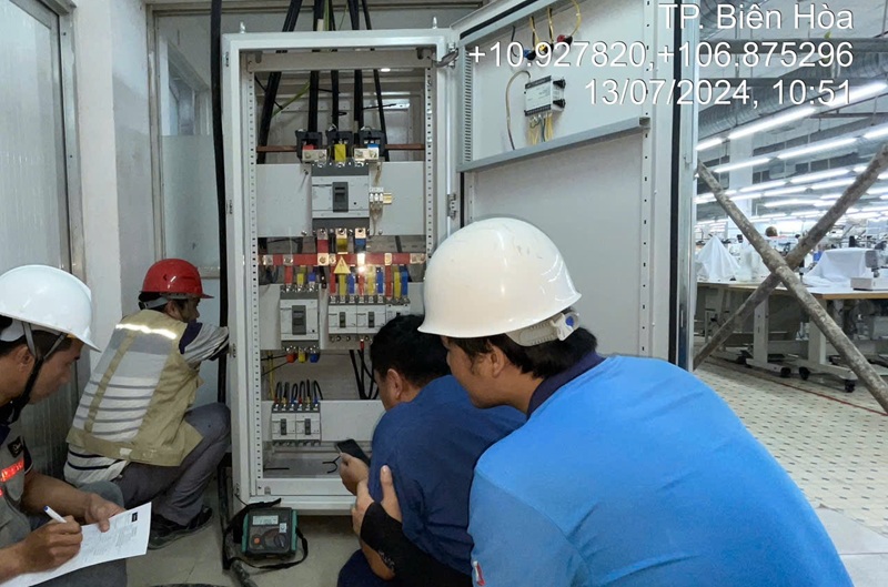 Thiết Kế Tủ Điện Công Nghiệp Dầu Giây Đồng Nai – Giải Pháp An Toàn Và Hiệu Quả Cho Doanh Nghiệp Thiet-Ke-Tu-Dien-Cong-Nghiep-Dau-Giay-Dong-Nai-1
