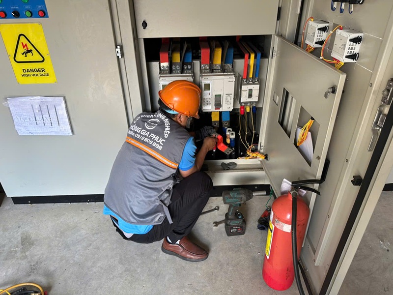 Thiết Kế Tủ Điện Công Nghiệp Sông Mây Đồng Nai – Giải Pháp Điện Thông Minh Cho Doanh Nghiệp Hiện Đại Thiet-Ke-Tu-Dien-Cong-Nghiep-Song-May-Dong-Nai-1