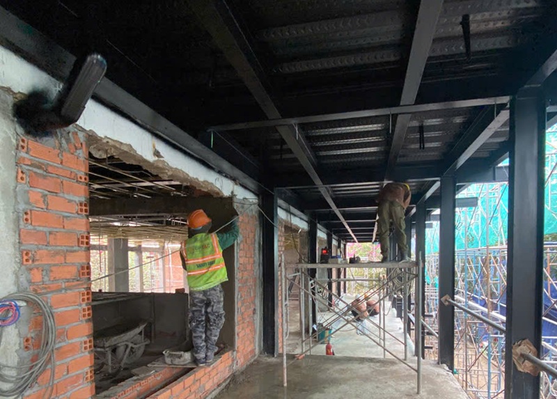 Sửa Chữa Cải Tạo Xưởng Long Đức Đồng Nai – Giải Pháp Toàn Diện Cho Doanh Nghiệp Sửa chữa cải tạo xưởng Long Đức Đồng Nai - hoàn thành mở rộng sàn deck bằng kết cấu thép